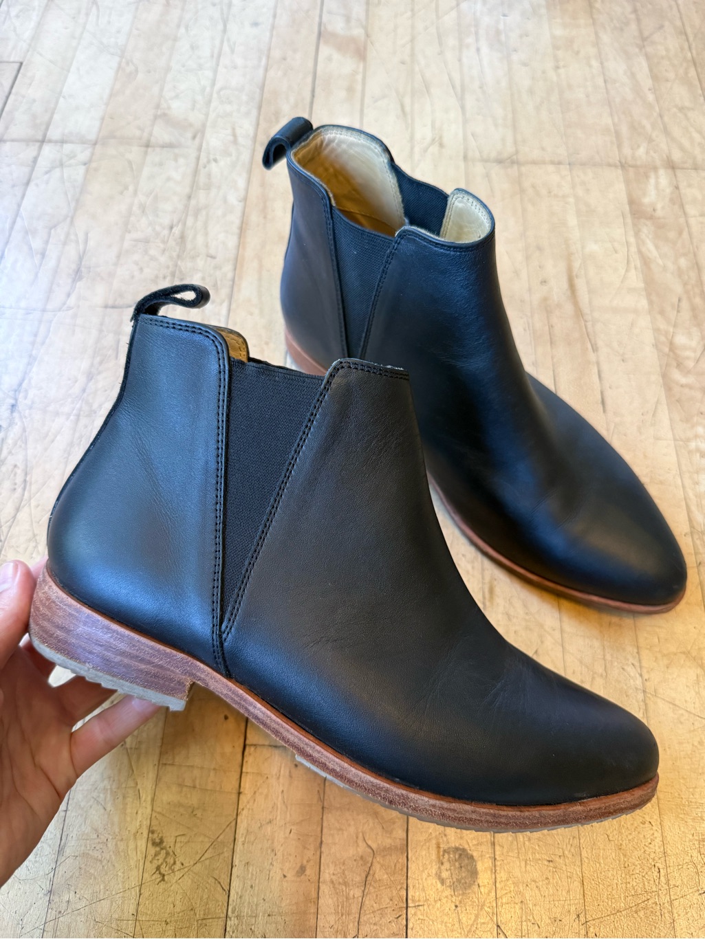 Nisolo Black Leather Pointed Toe Pull On Chelsea Ankle Boots Eva Everyday Us 8